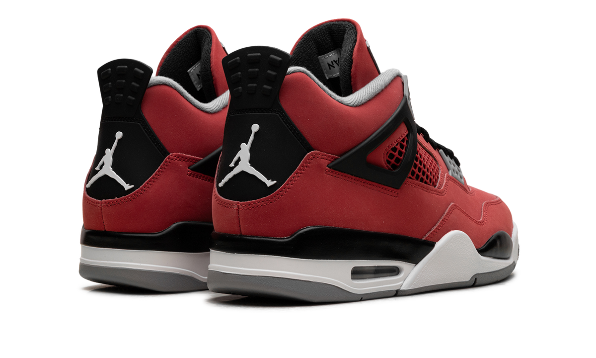 Air Jordan 4 Toro Bravo