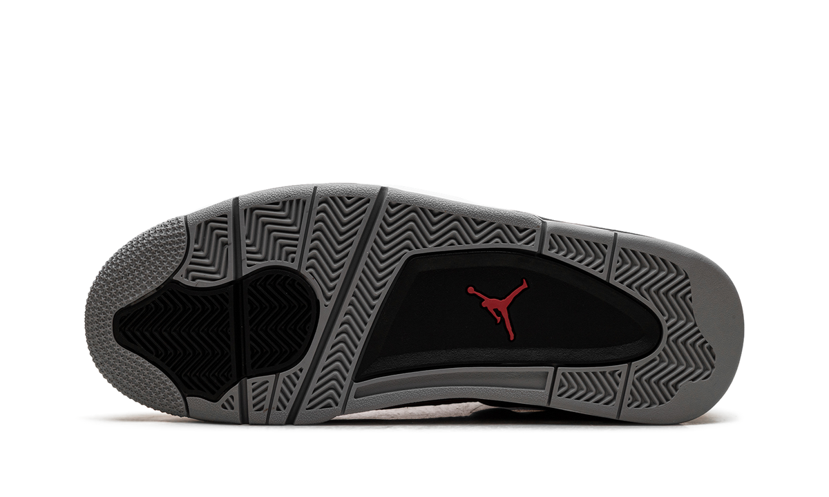 Air Jordan 4 Toro Bravo