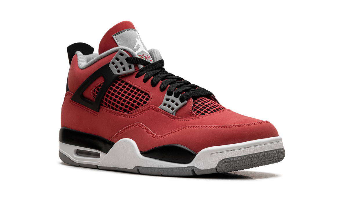 Air Jordan 4 Toro Bravo