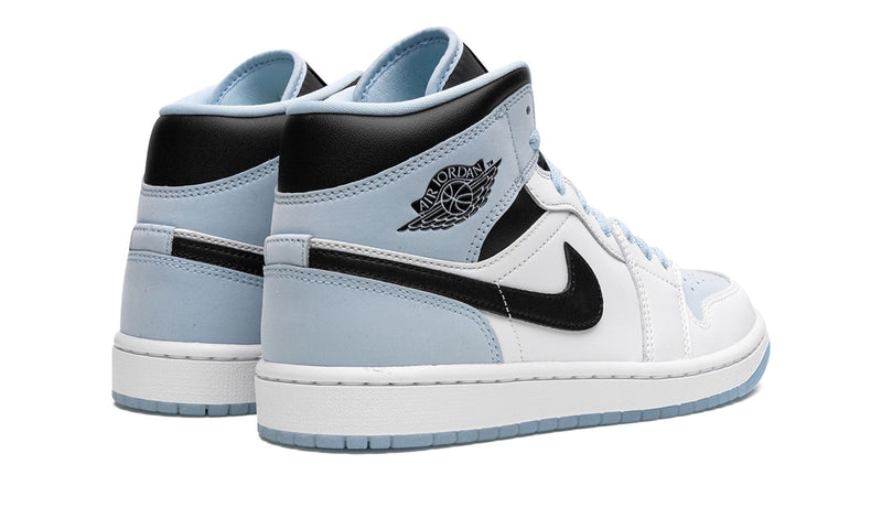 Air Jordan 1 Mid SE Ice Blue