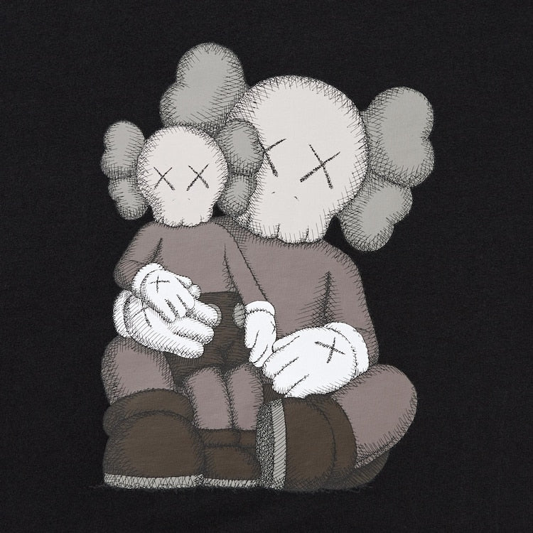 KAWS x Uniqlo T-Shirt Black