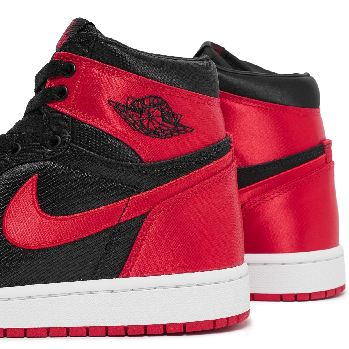 Air Jordan 1 Retro High OG Satin Bred - Outsole