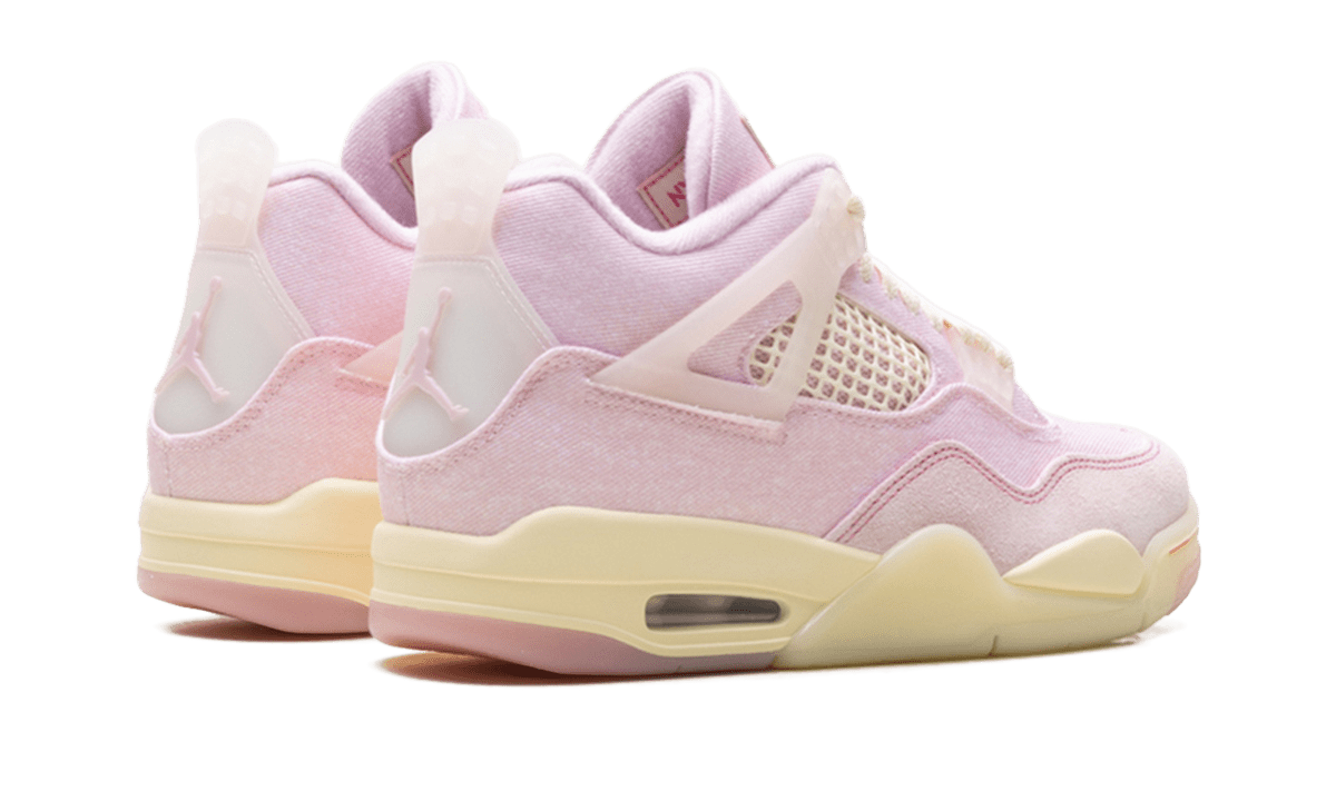 Air Jordan 4 Retro Iced Carmine - Outsole