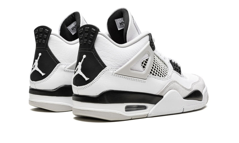Air Jordan 4 Retro Military Black - Outsole