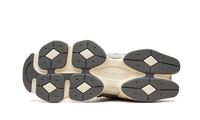 New Balance 9060 Driftwood Stone Pink Sea Salt - Outsole