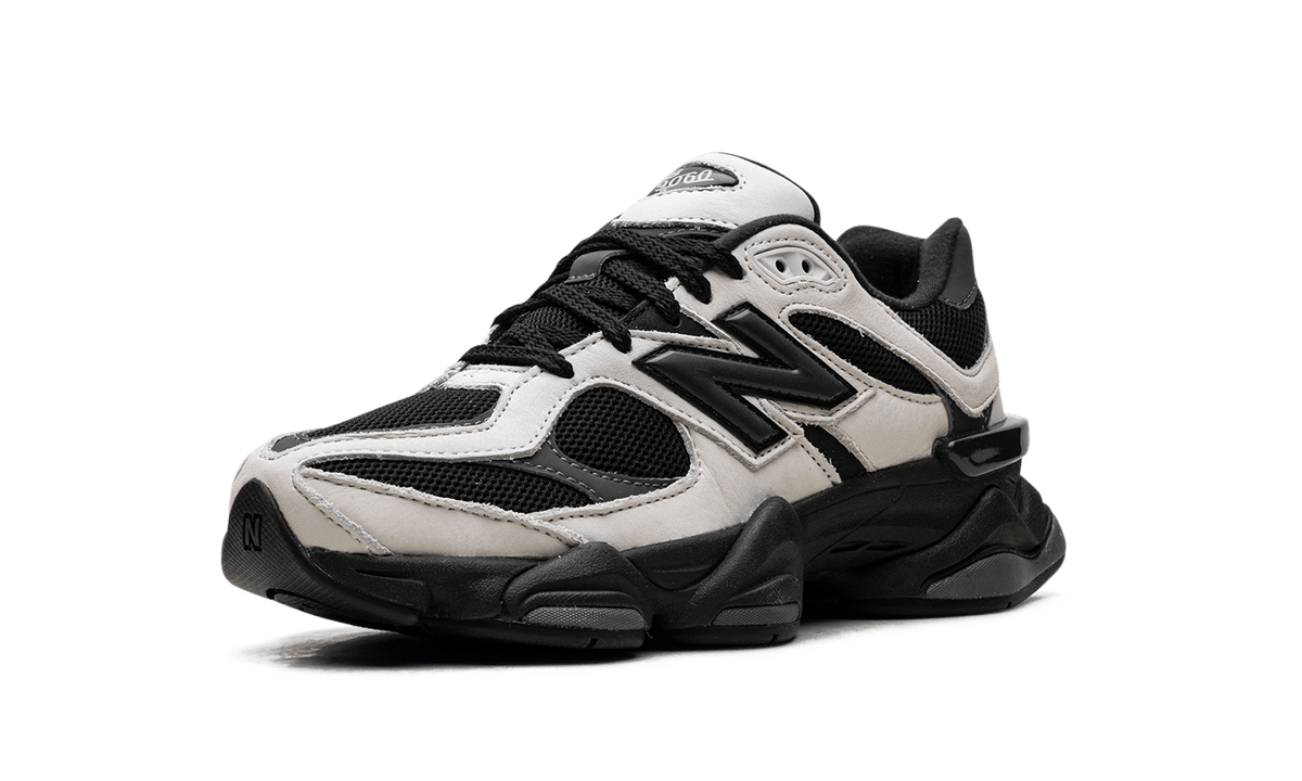 New Balance 9060 Off White Black - Outsole