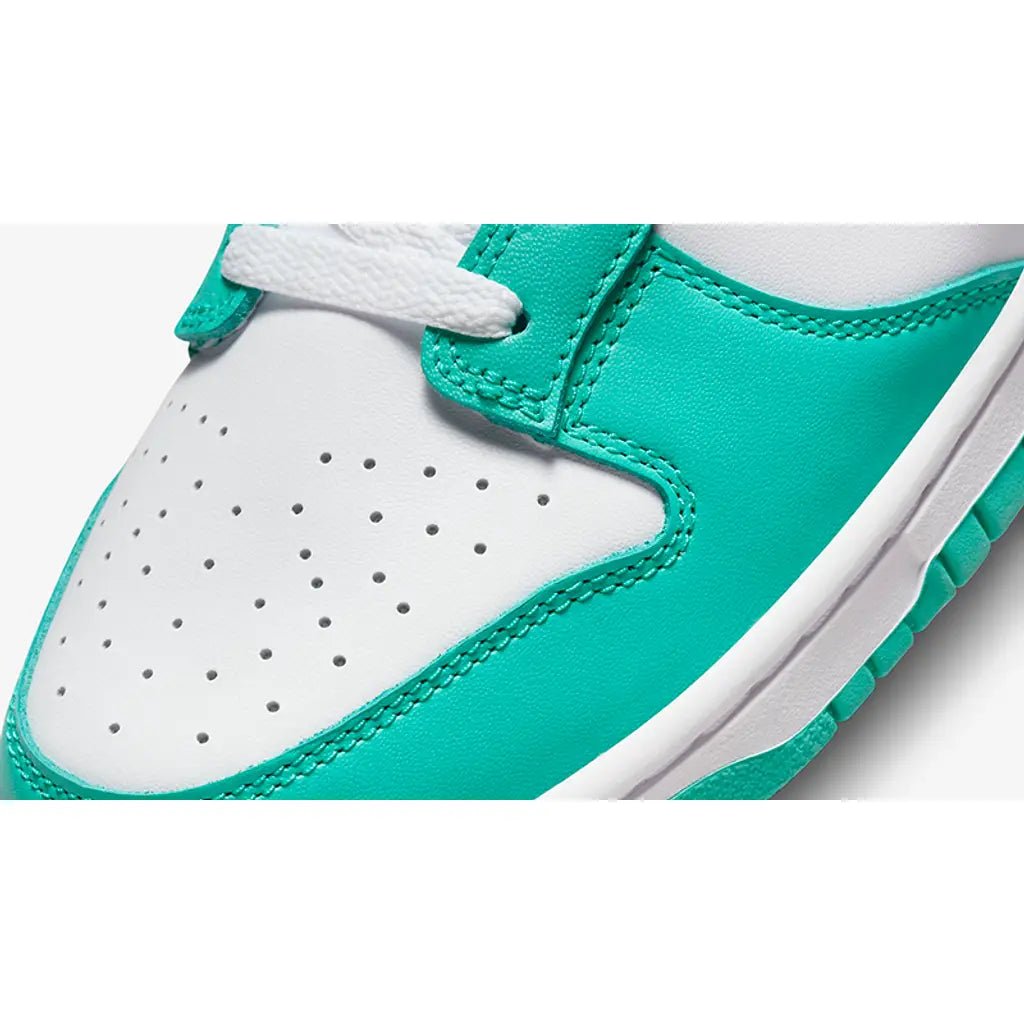 NIKE DUNK LOW CLEAR JADE - Outsole