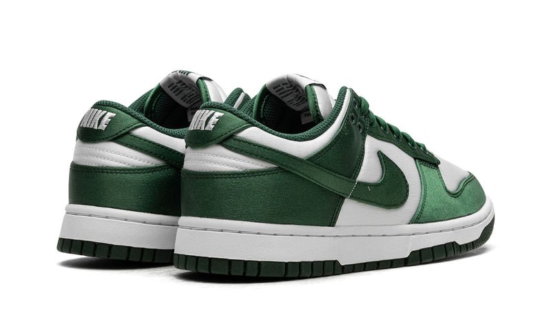 NIKE DUNK LOW MICHIGAN STATE SATIN - Outsole