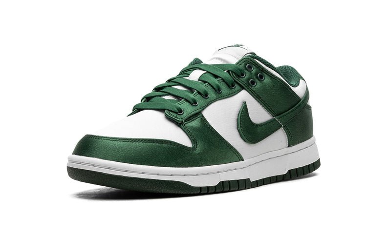 NIKE DUNK LOW MICHIGAN STATE SATIN - Outsole