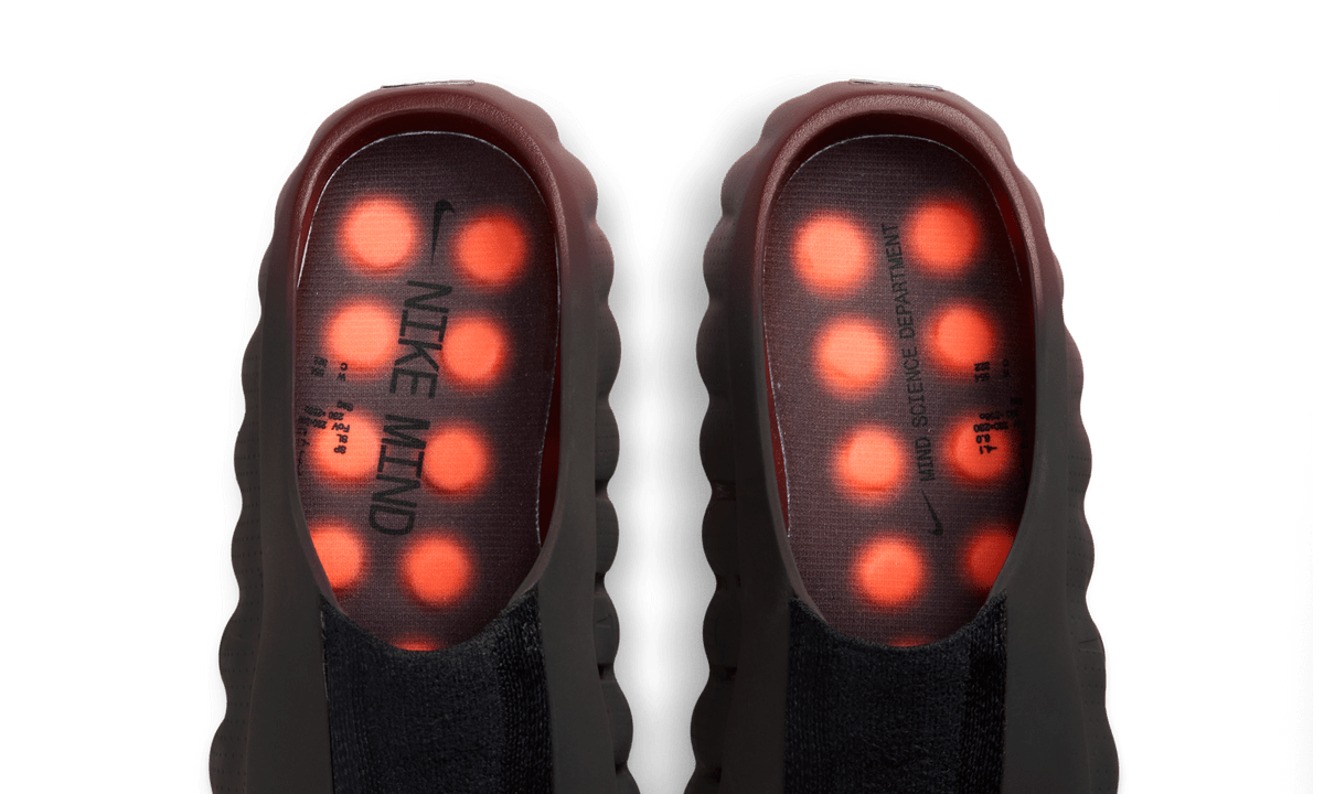 Nike Mind 001 Flyknit Slide Bronze Eclipse Total Orange - Outsole