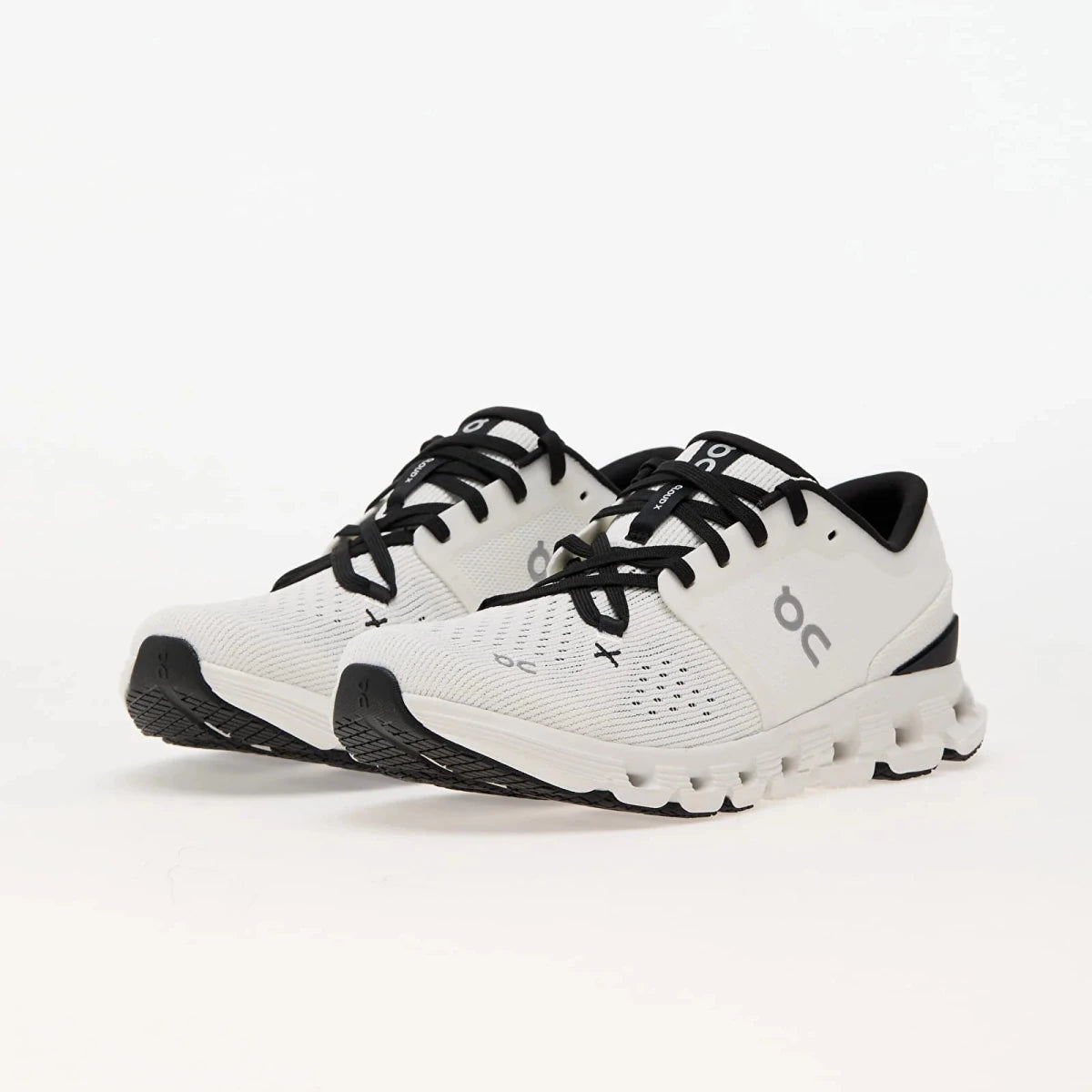 On Running Cloud X 4 - Outsole