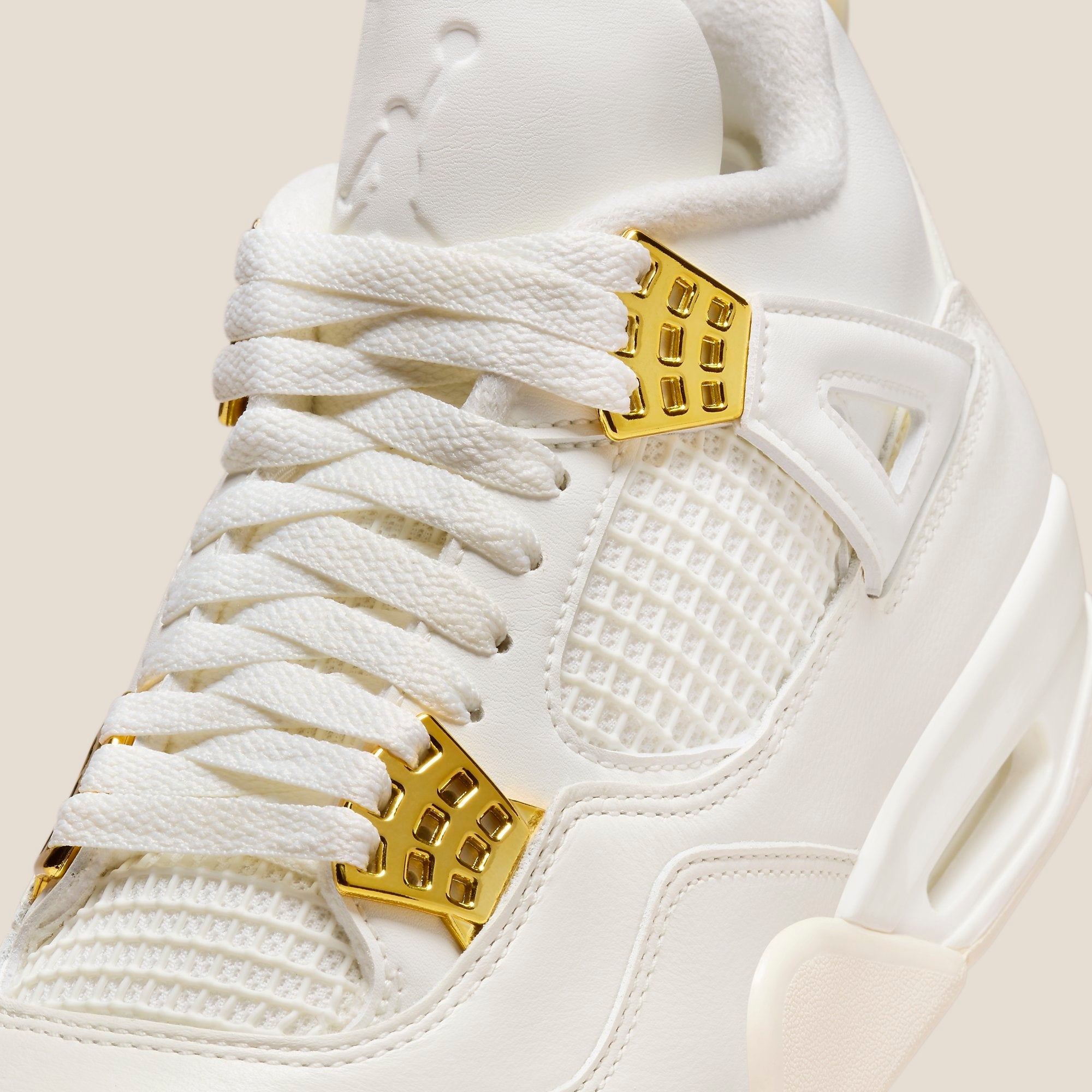 Air Jordan 4 Sail Metallic Gold