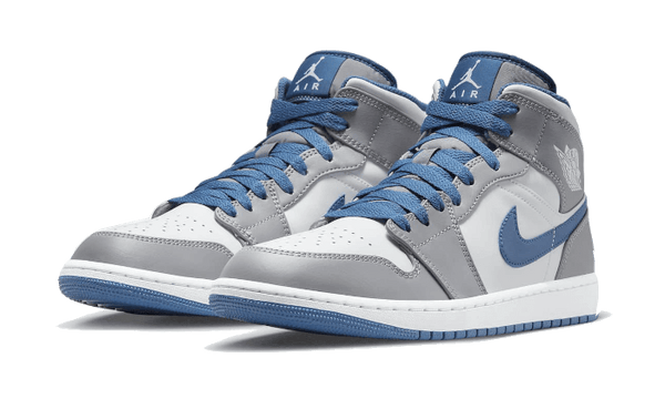 AIR JORDAN 1 MID TRUE BLUE