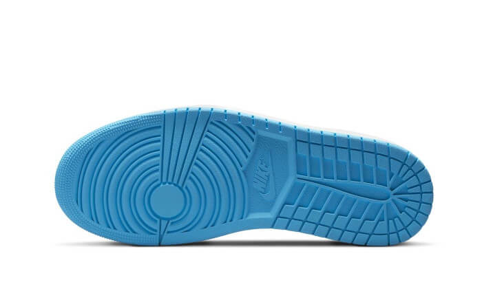 AIR JORDAN 1 LOW UNC 2022
