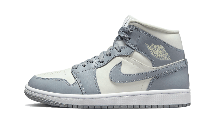 AIR JORDAN 1 MID STEALTH Outsole