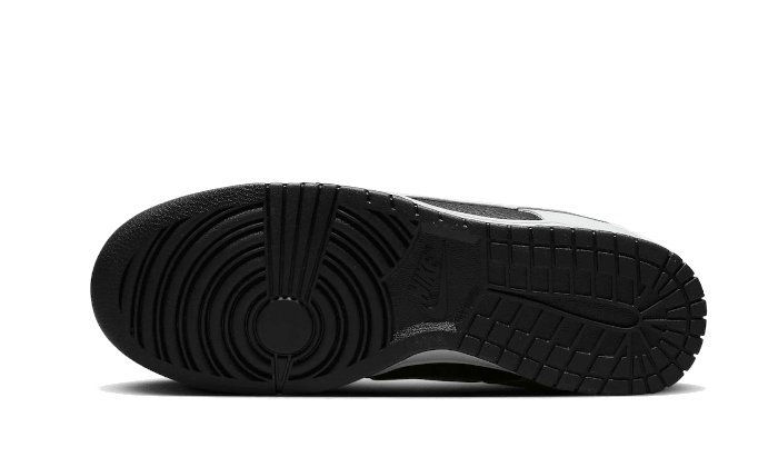 NIKE DUNK LOW REVERSE PANDA VOLT - Outsole
