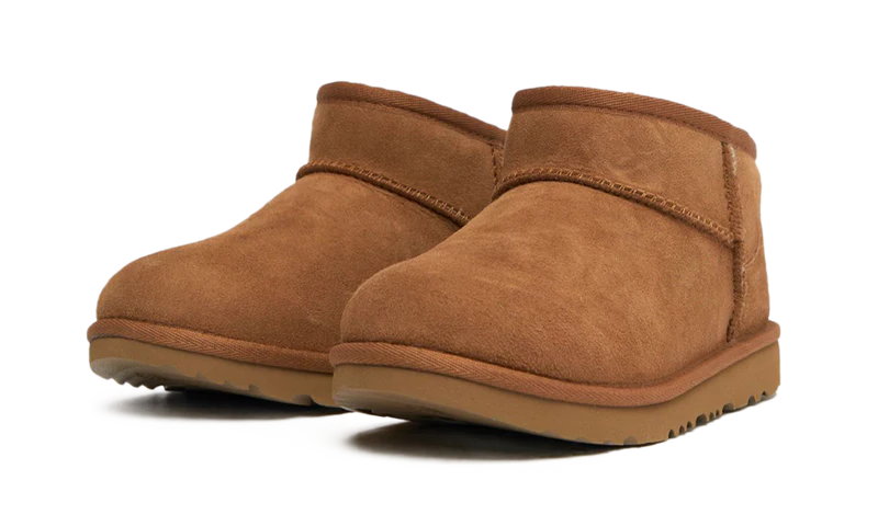 UGG CLASSIC ULTRA MINI CHESTNUT Outsole