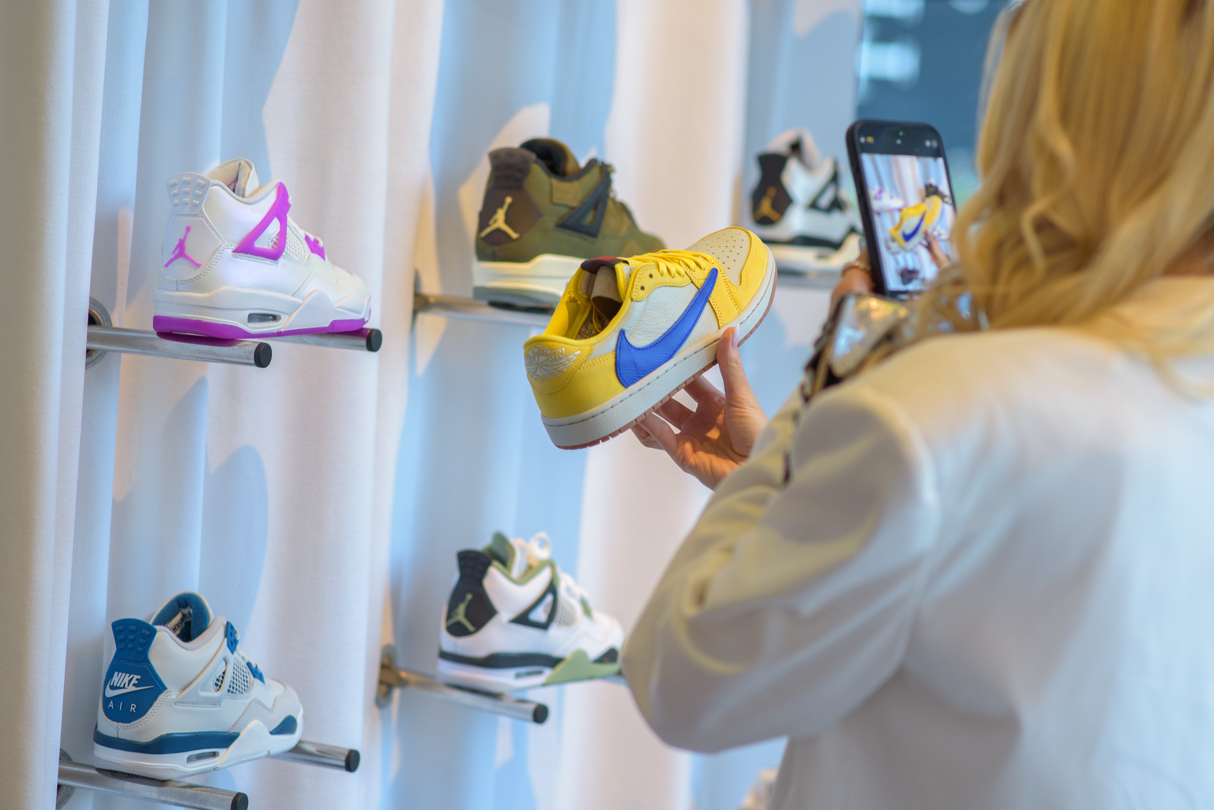 Air Jordan 1 High Chicago Lost and Found - Outsole