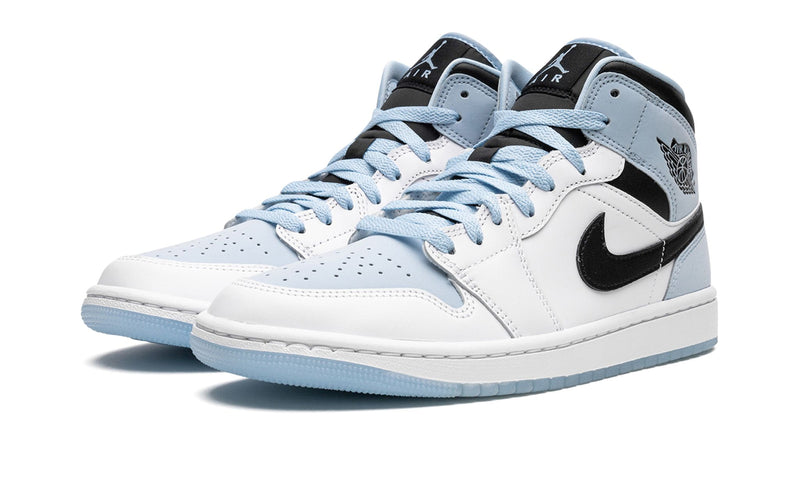 Air Jordan 1 Mid SE Ice Blue 