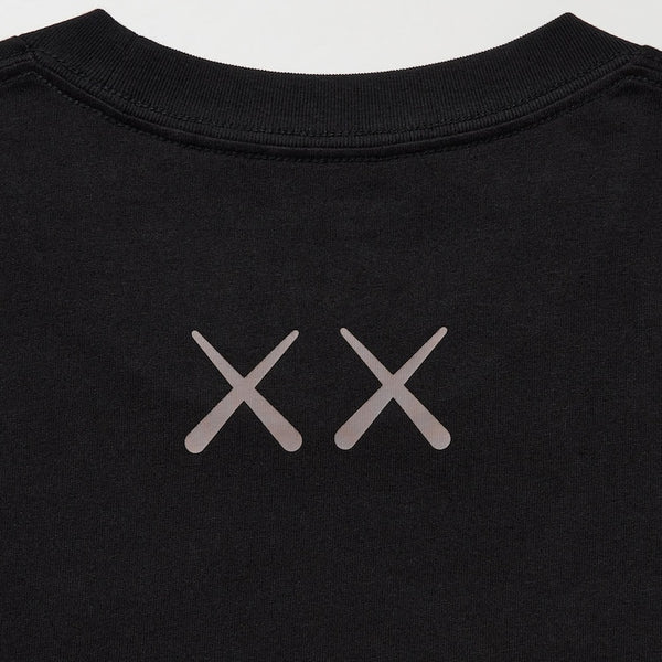 KAWS x Uniqlo T-Shirt Black 