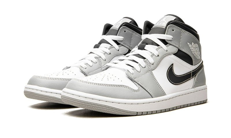 Air Jordan 1 Mid Light Smoke Grey Anthracite - Outsole