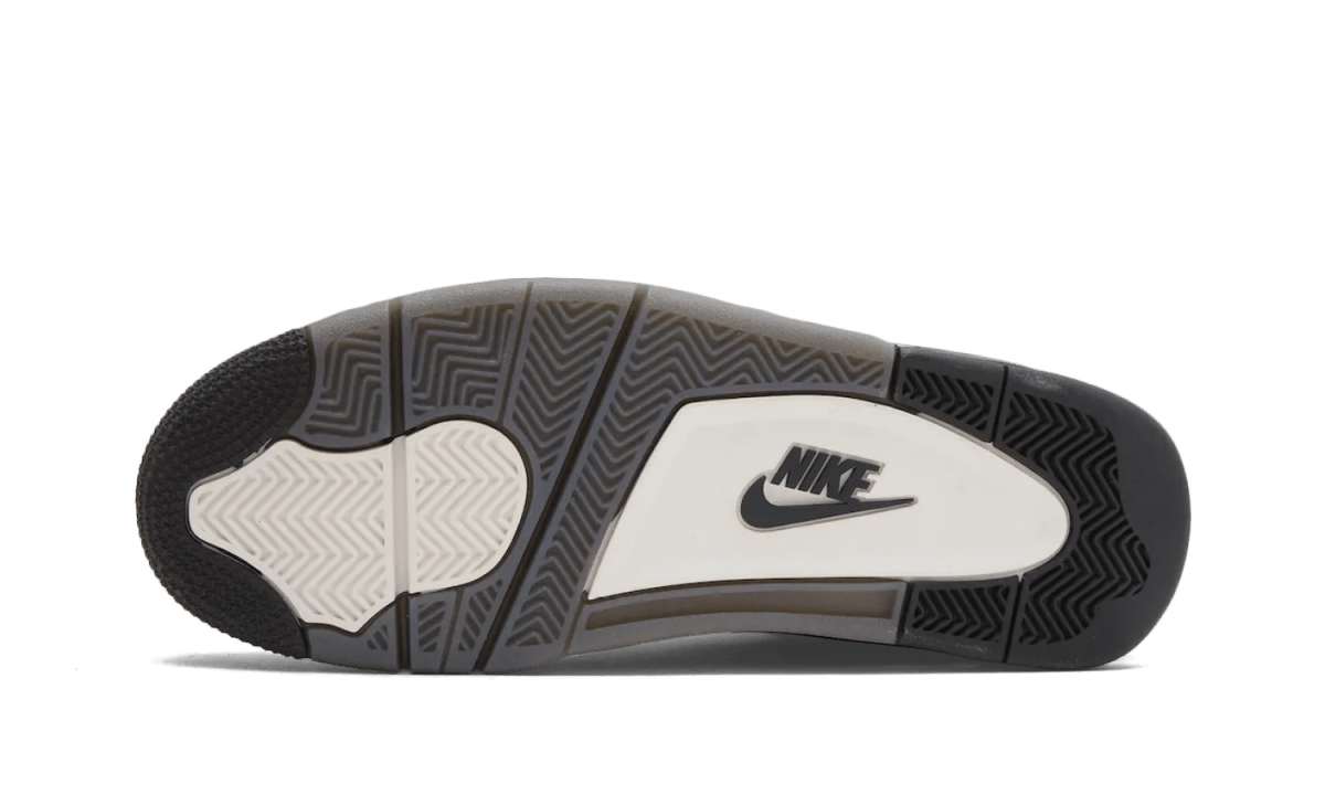 Air Jordan 4 Retro Cave Stone - Outsole