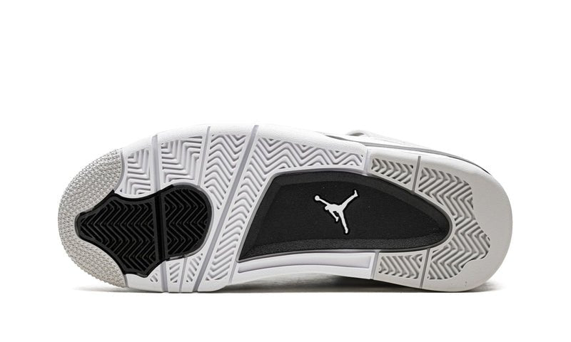 Air Jordan 4 Retro Military Black - Outsole