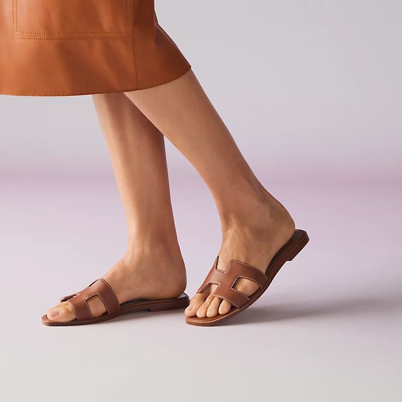 Hermès Oran Sandals Gold - Outsole