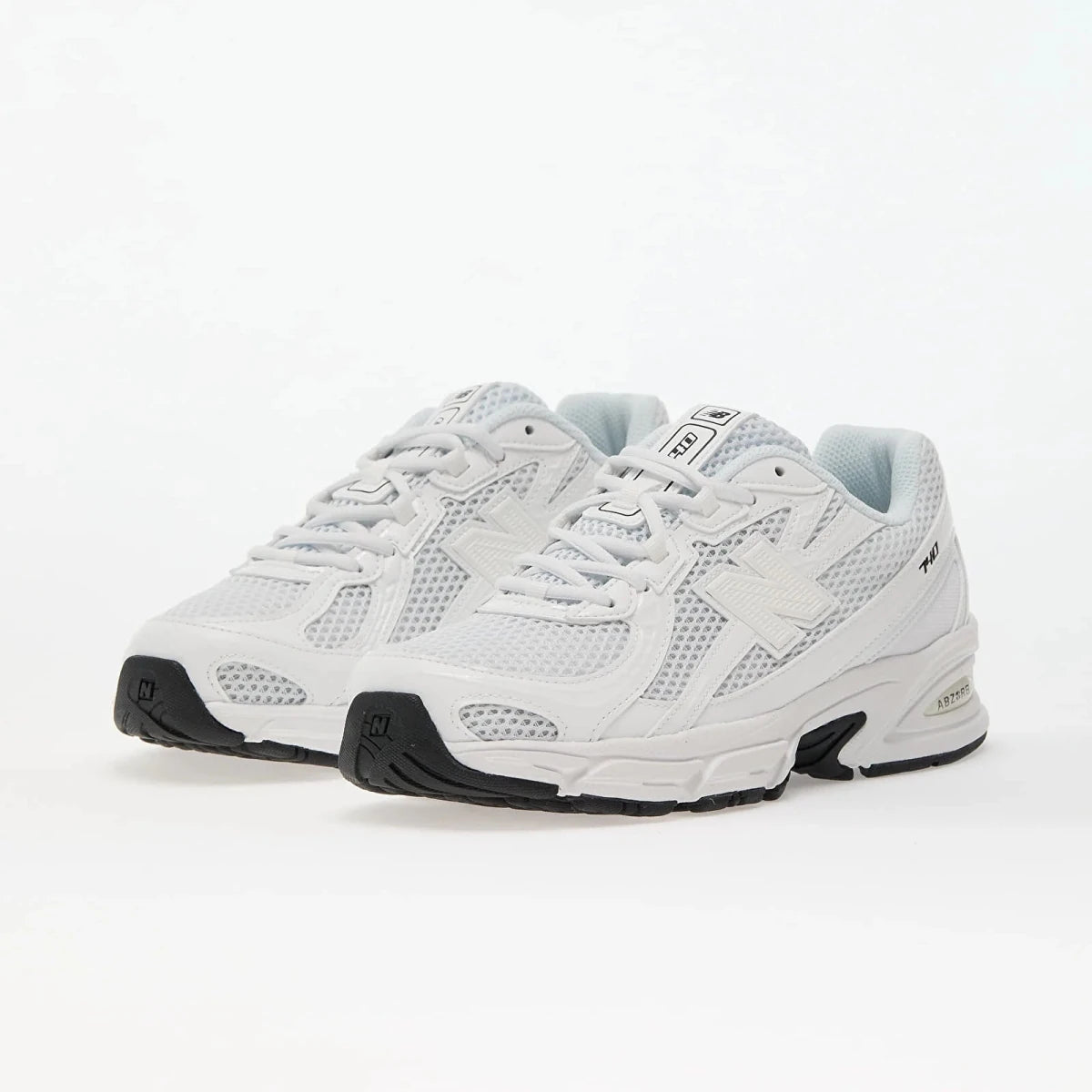 New Balance 740 Triple White - Outsole