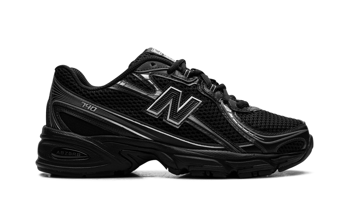 New Balance 740v2 Black Grey Silver - Outsole