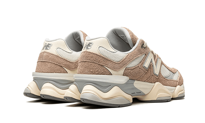 New Balance 9060 Driftwood Stone Pink Sea Salt - Outsole