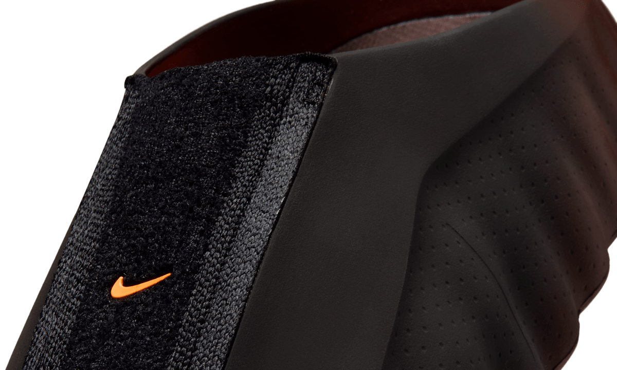 Nike Mind 001 Flyknit Slide Bronze Eclipse Total Orange - Outsole