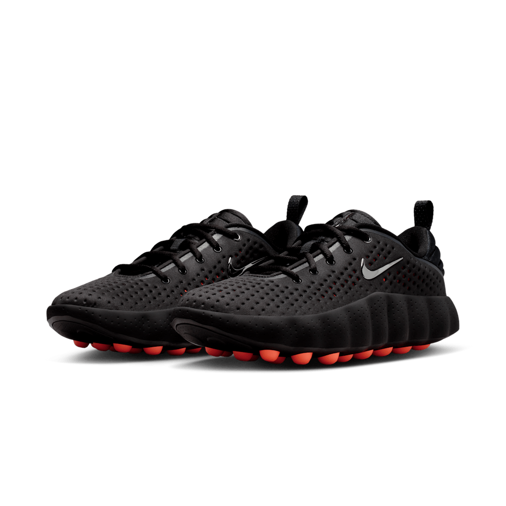 Nike Mind 002 Black Hyper Crimson - Outsole