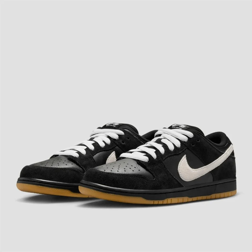 Nike SB Dunk Low Black White Gum - Outsole