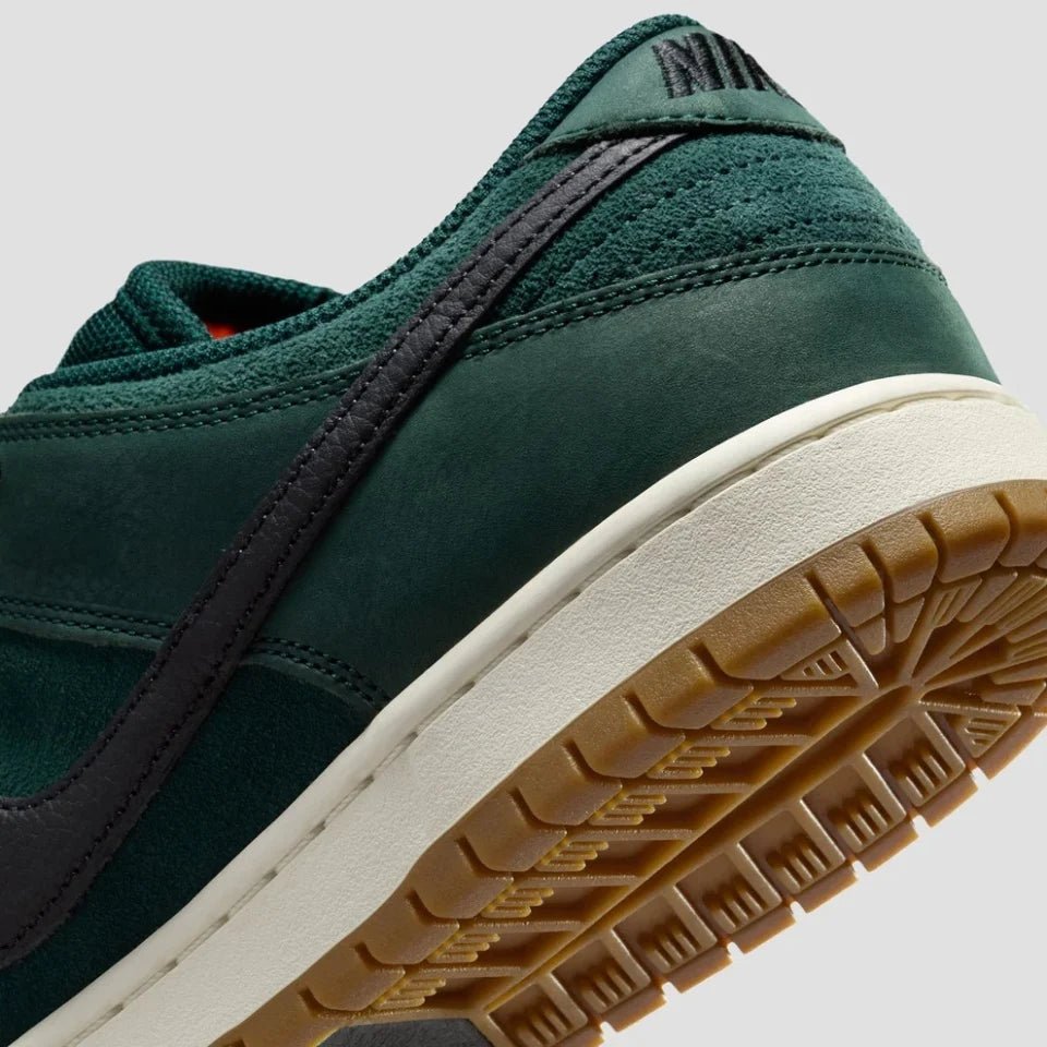 Nike SB Dunk Low Deep Fir - Outsole