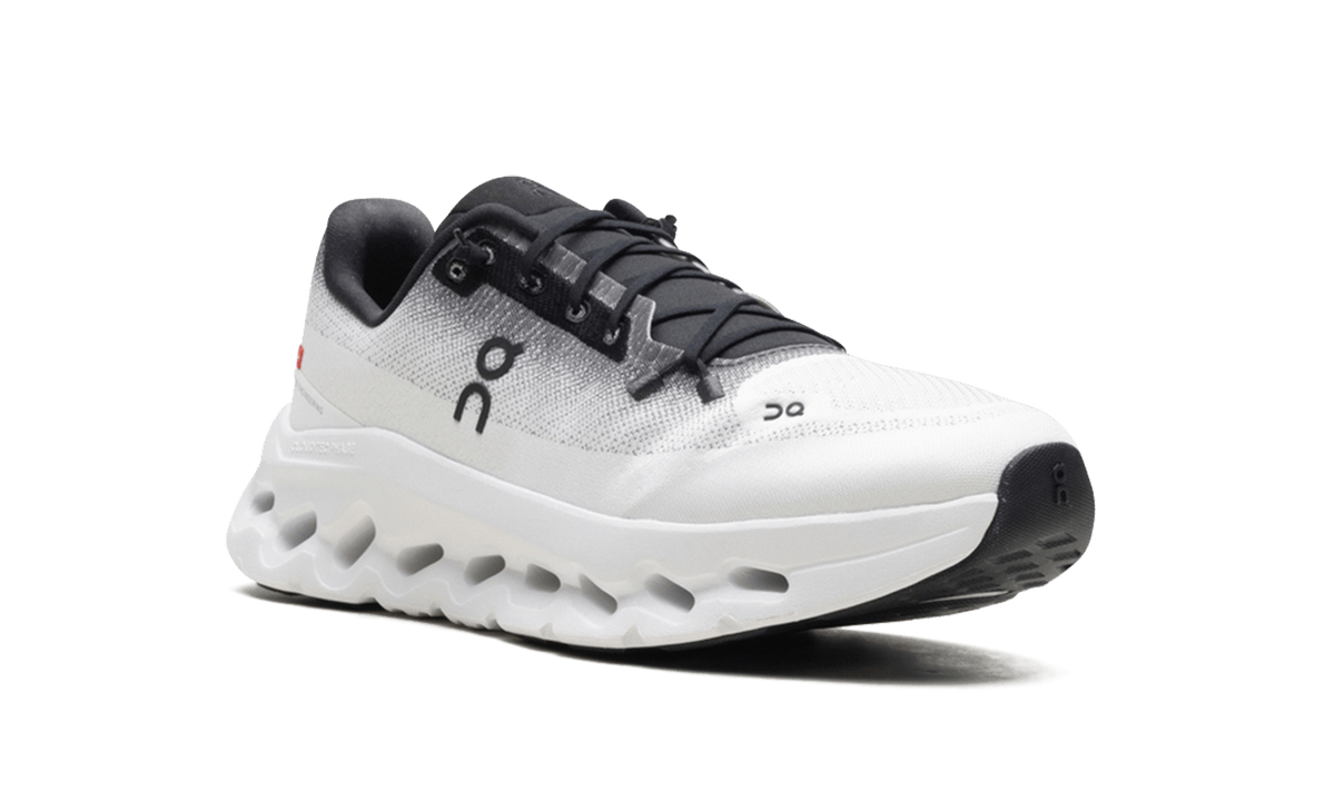 On Running Cloudtilt Black Ivory - Outsole