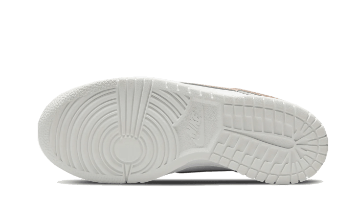 NIKE DUNK LOW WHITE PINK - Outsole